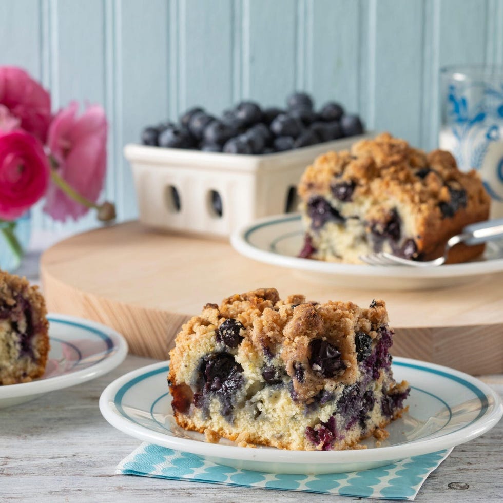berry desserts blueberry buckle