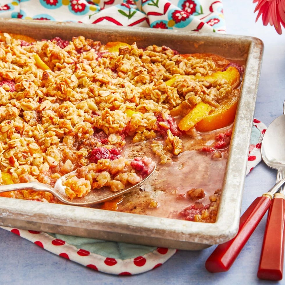 peach raspberry crisp fathers day dessert