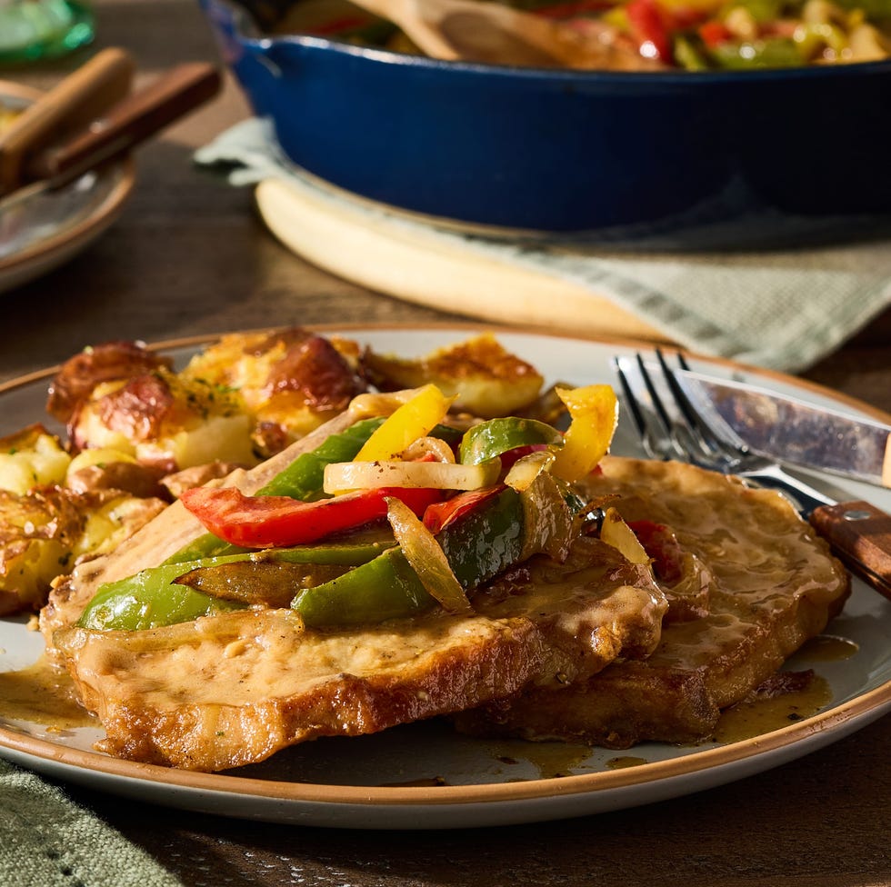 the pioneer woman's smothered pork chops recipe