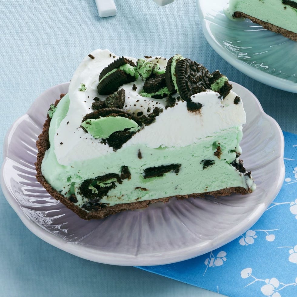 summer pie recipes mint chocolate cookie ice cream pie mint chocolate cookie ice cream pie