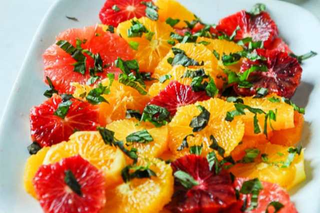 Simple Basil Citrus Salad With Balsamic Jam Dressing [Vegan, Gluten-Free]
