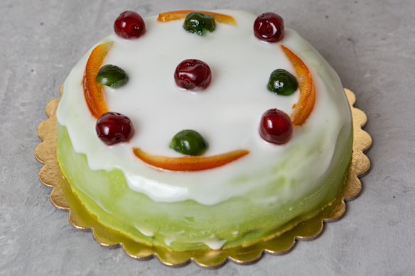 Pulcinella’s more traditional, full-sized cassata cake.