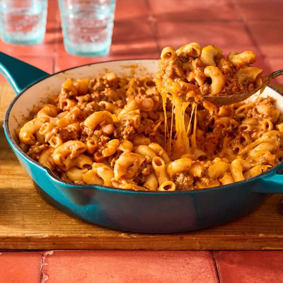 fall pasta chili mac and cheese