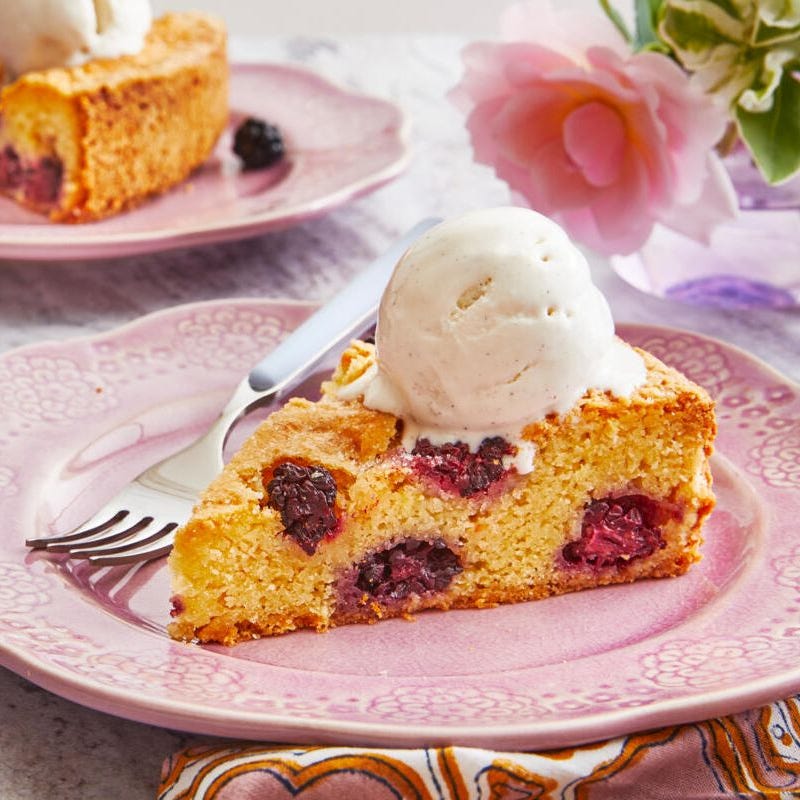 blackberry recipes blackberry cobbler cake