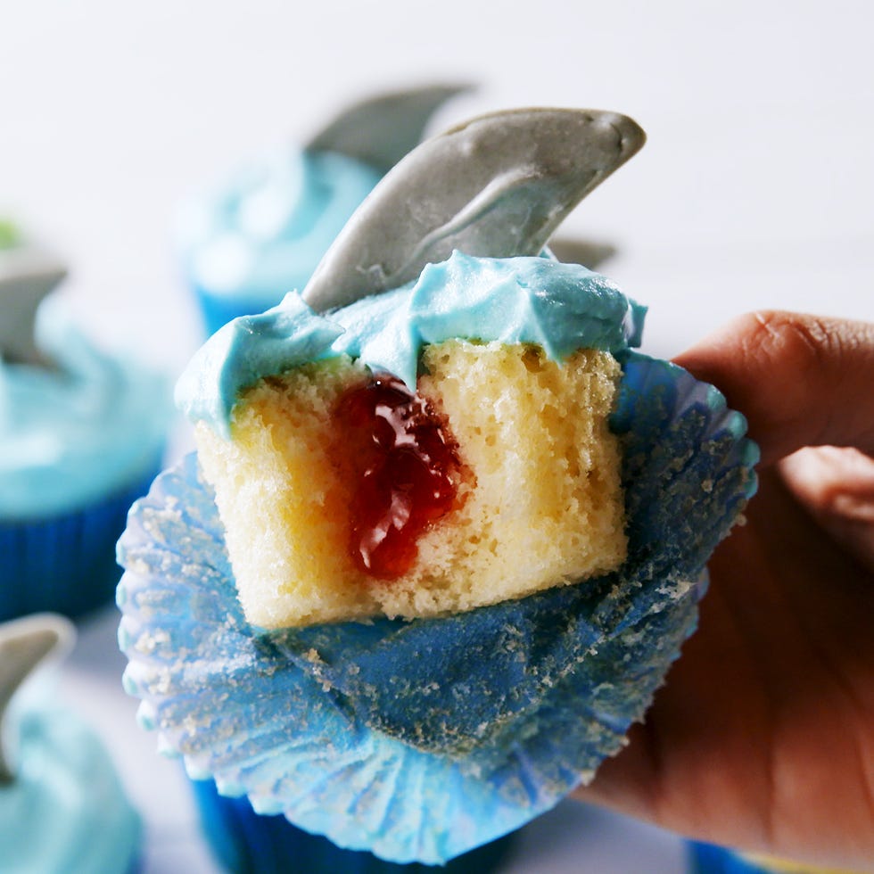 Food, Dish, Cuisine, Ingredient, Dessert, Petit four, Baked goods, Comfort food, Cupcake, Finger food, 