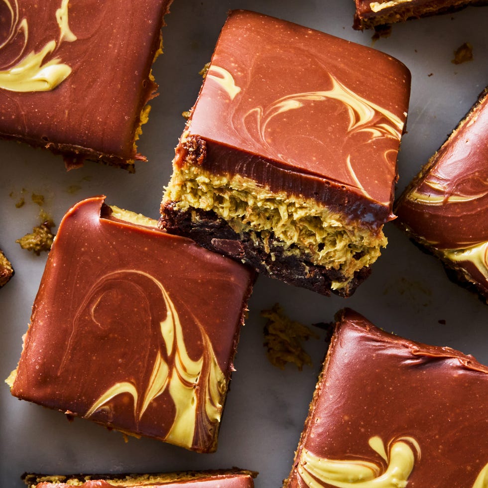 brownies topped with dubai chocolate bar inspired ingredients