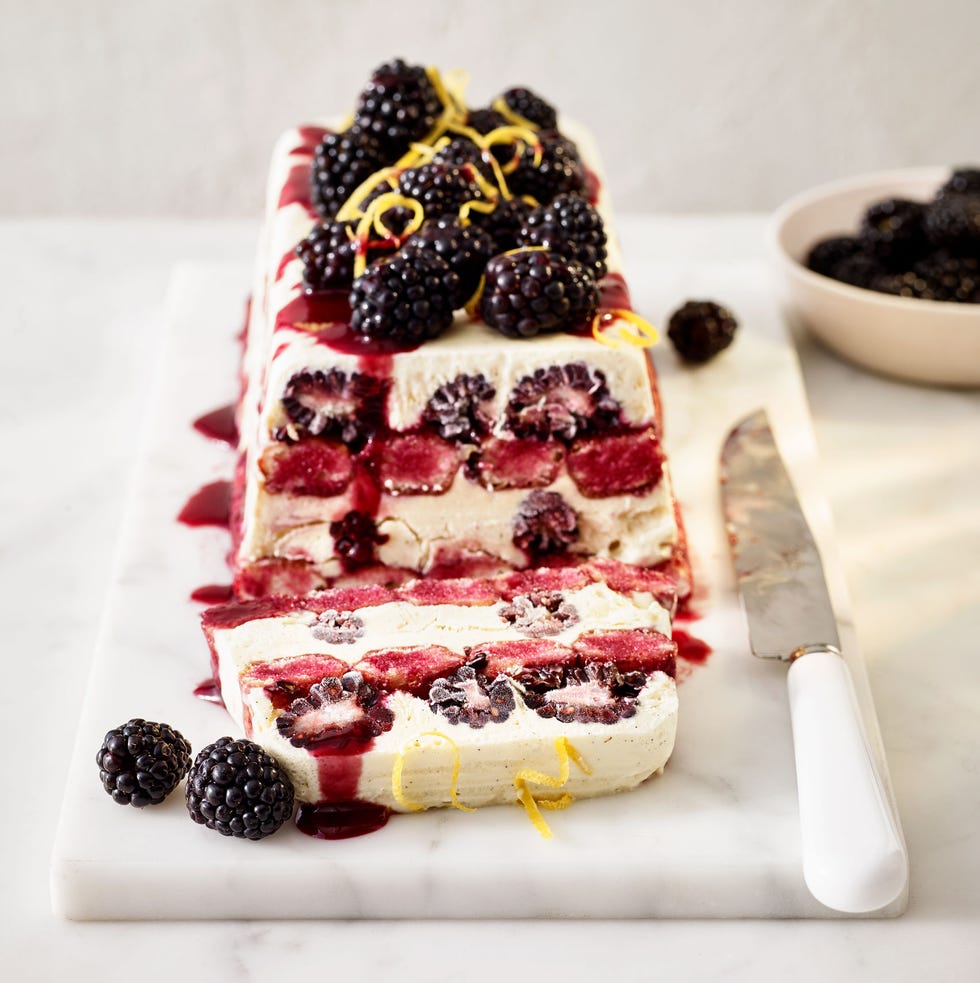frozen blackberry tiramisu