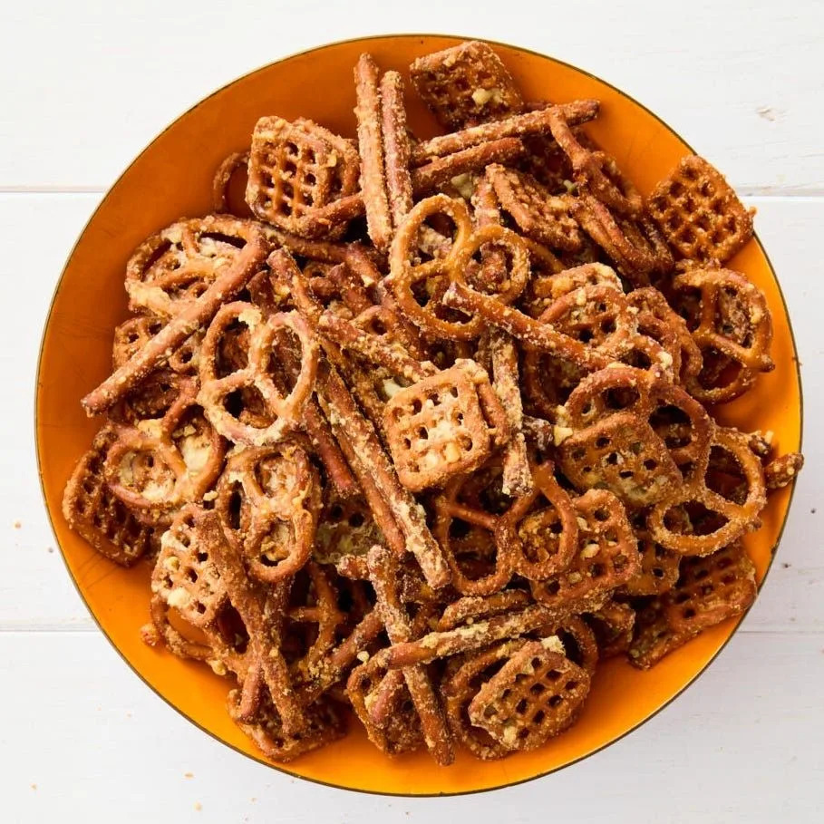 garlic parmesan pretzel mix tailgate foods