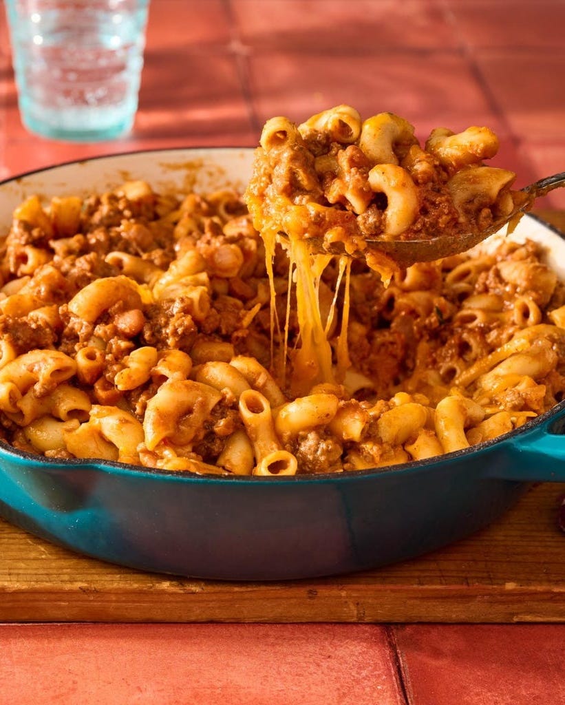 back to school dinners chili mac and cheese