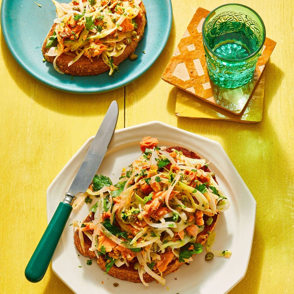 salmon salad tartines on a white plate