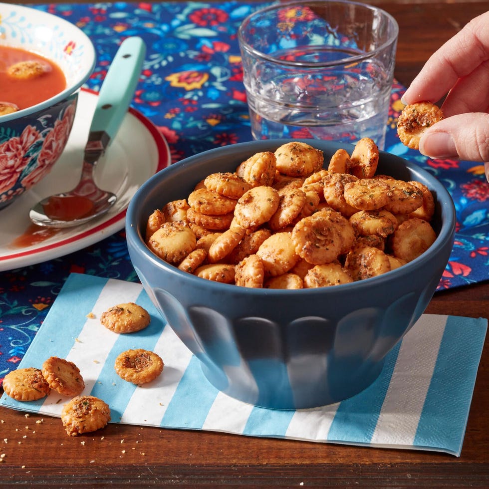 ranch oyster crackers tailgate appetizer ranch oyster crackers tailgate appetizer