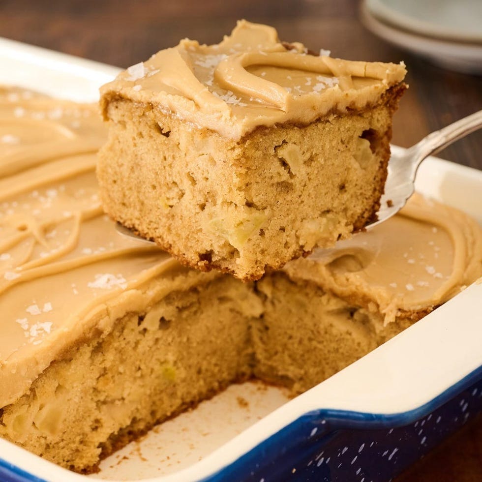tailgate desserts caramel apple sheet cake