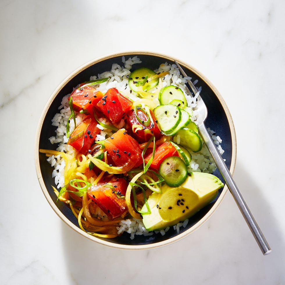 tuna poke bowl