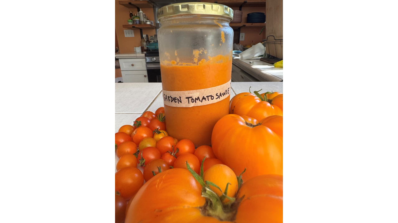 A jar of tomato sauce