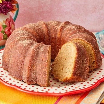 apple cider doughnut cake with cinnamon