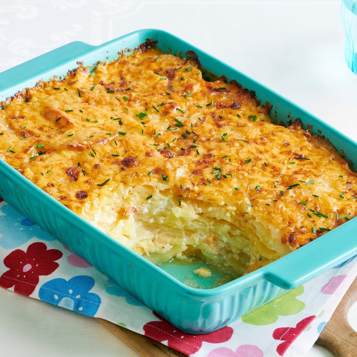 grandma recipes cheesy scalloped potatoes cheesy scalloped potatoes