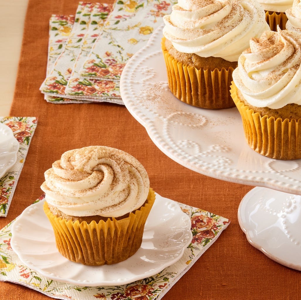 the pioneer woman pumpkin spice cupcake