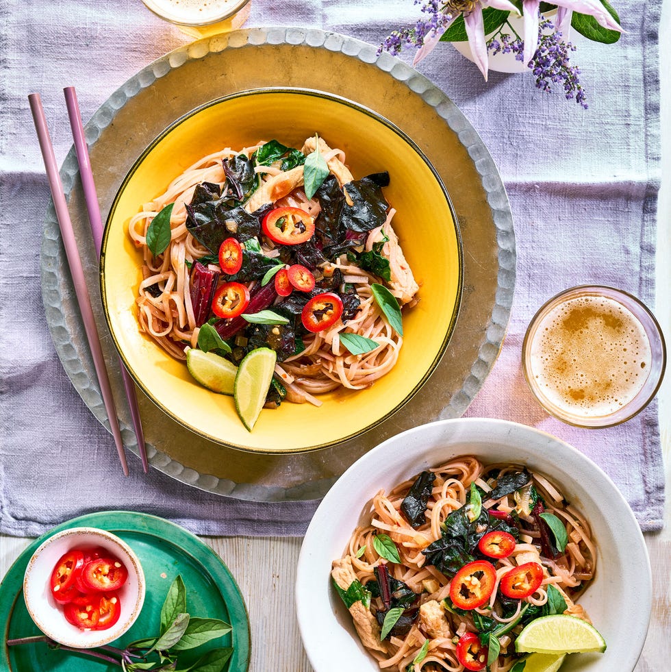 thai drunken noodles