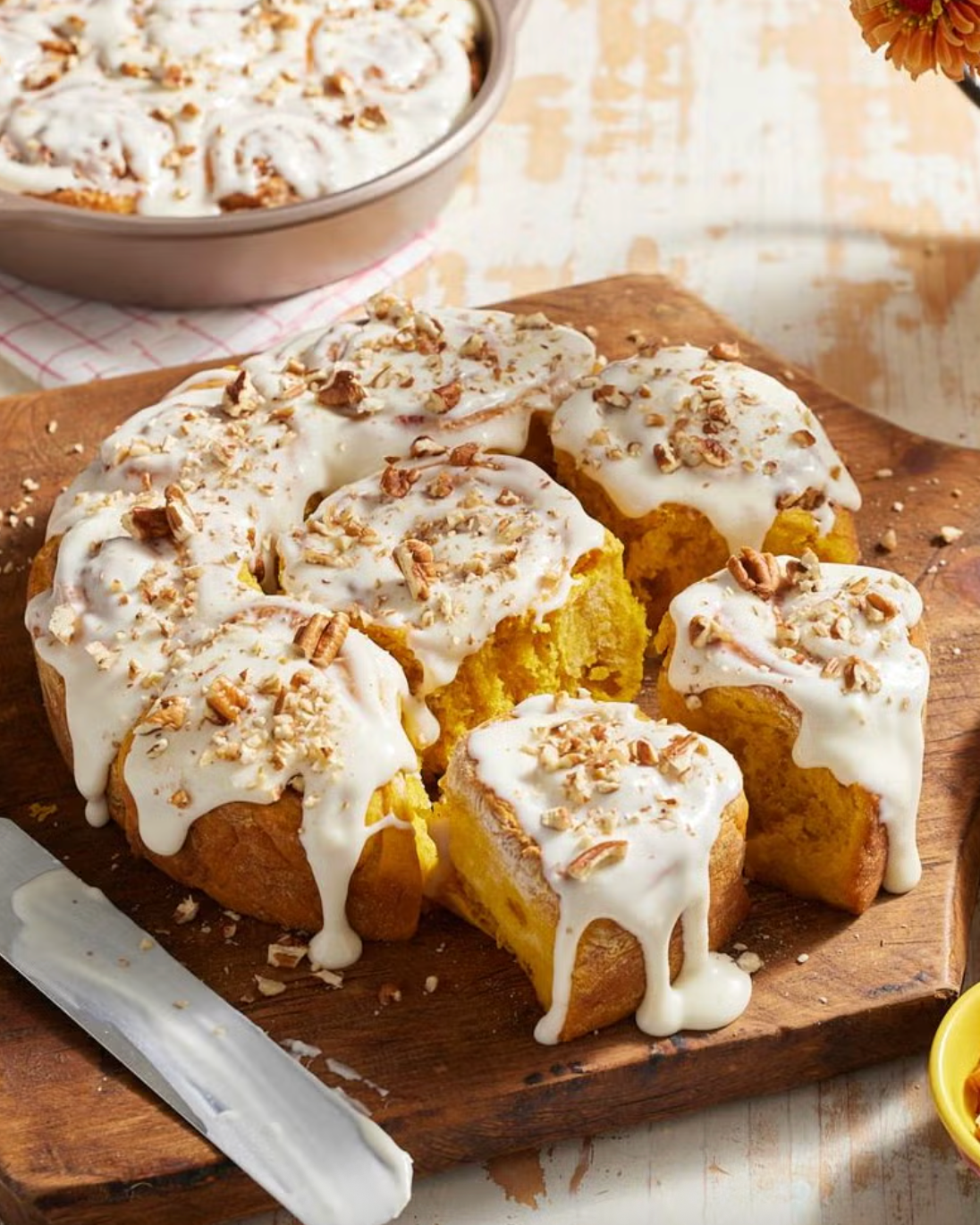 ree drummond’s favorite pumpkin spice recipes cinnamon rolls