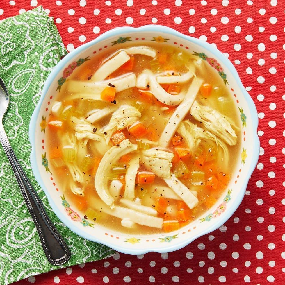 Ree's Homemade Chicken and Noodles