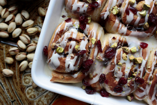 Cranberry, pistachio and orange cinnamon rolls