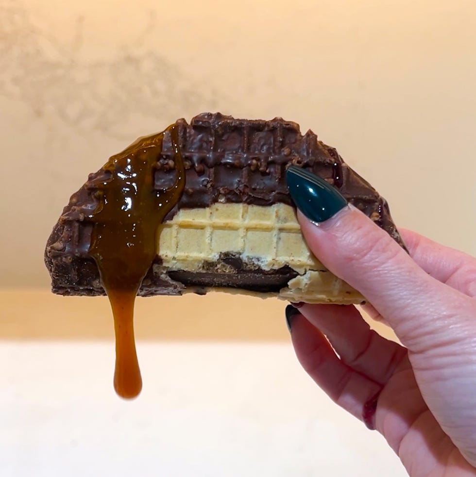 tacolate choco taco with sauce